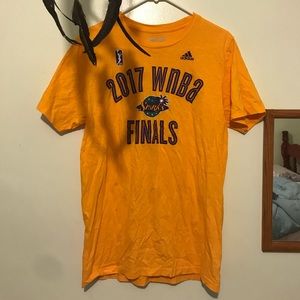 WNBA sparks shirt
